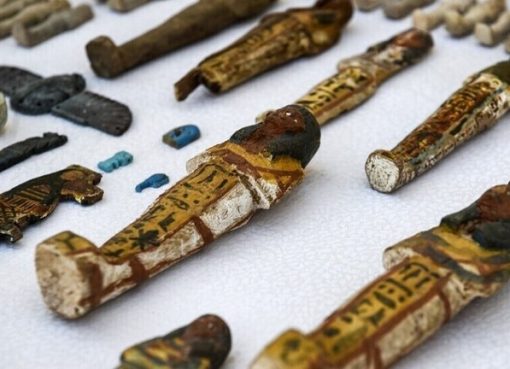 تعرض قطع أثرية مصرية للعبث في برلين