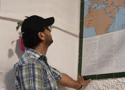 منير بنرقي. فنان تشكيلي وباحث في الجماليات