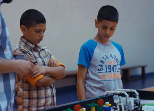 فيلم ما زلت ألعب