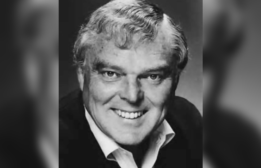 الممثل إدوارد فولكنر