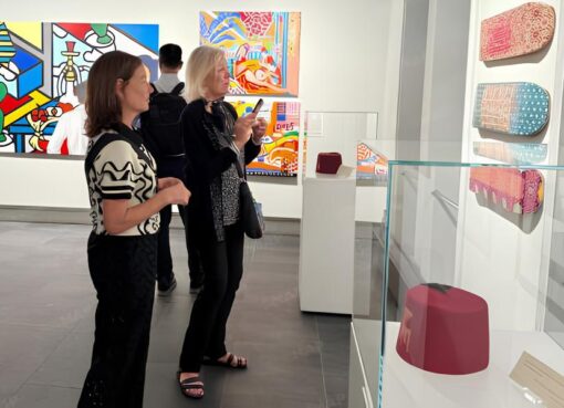 معرض "فن البوب العربي: بين الشرق والغرب"