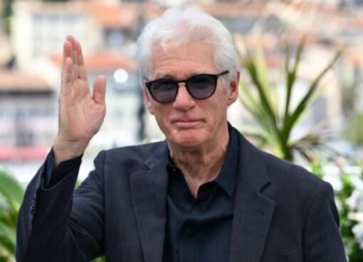 ريتشارد غير يهاجم نتنياهو