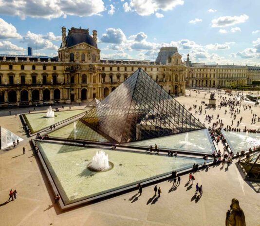 متحف اللوفر