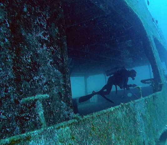 اكتشاف إزميل نجار في سفينة بيزنطية