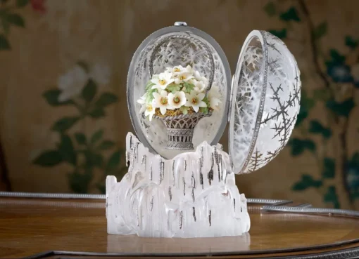 بيضة الشتاء لفابرجيه