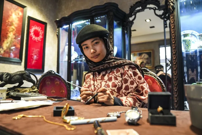 شولة: الفنانة اليابانية