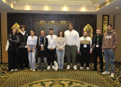 Windows F المسرح العربي