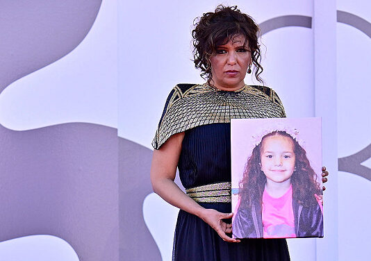 كوثر بن هنية المخرجة التونسية لفيلم "صوت هند رجب"