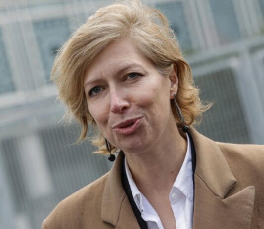 آن-كلير لوجوندر