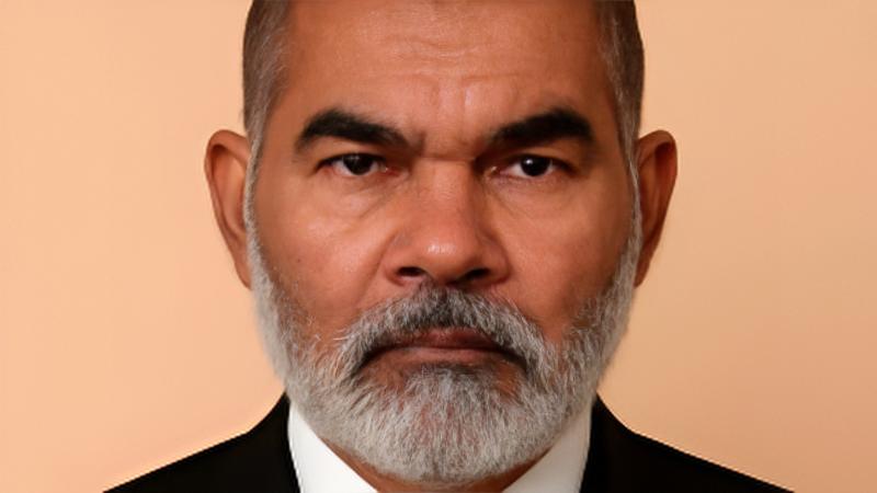 الثعبان في البستان