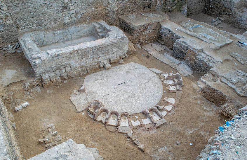 وزارة السياحة والآثار