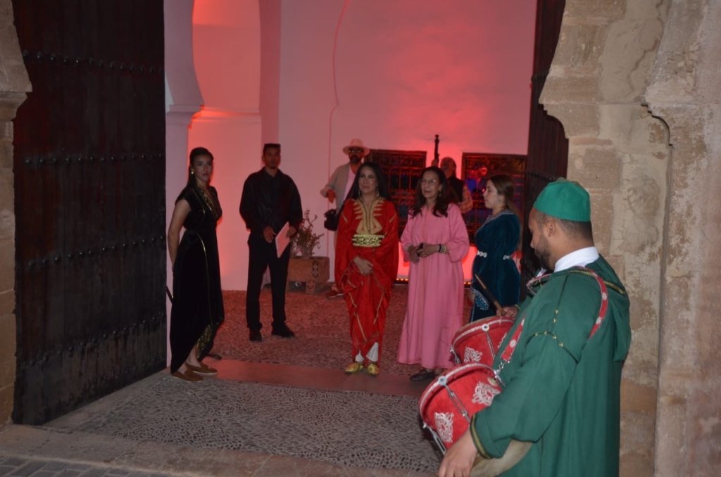 مسرحية تحت سماء طنجة