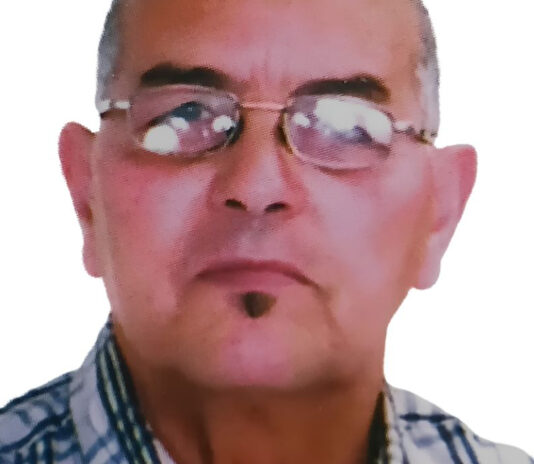 محمد الكلاف كاتب وناقد